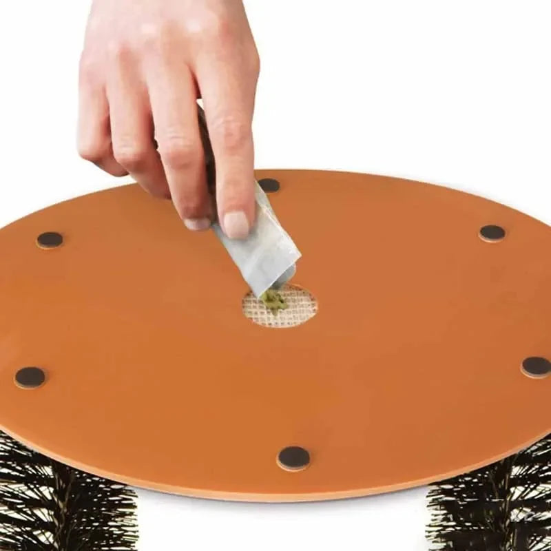 PurrSpa™ Self-Grooming Arch for Cats with Scratching Pad